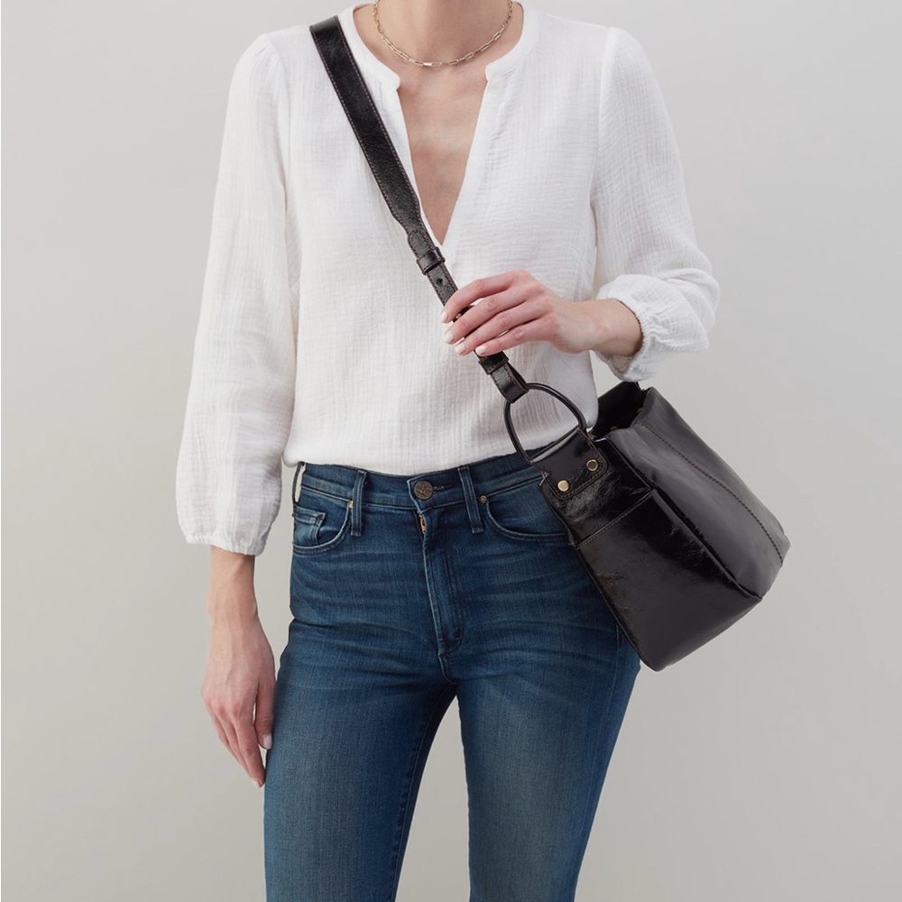 HOBO Classic Black Leather Shoulder Bag - Picture 5 of 10